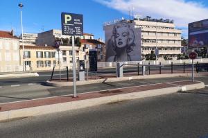 gare de Cannes dépose minute