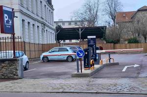 Effia entrée parking sceaux amiral