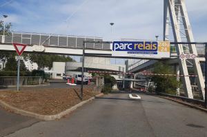 EFFIA places de parking gare Saint-Quentin-En-Yvelines