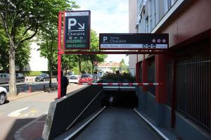 entrée parking sceaux charaire - EFFIA