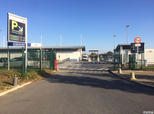 parking proche du tgv haute picardie 