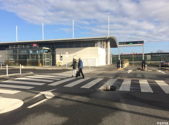 parking tgv haute picardie accès direct aux quais