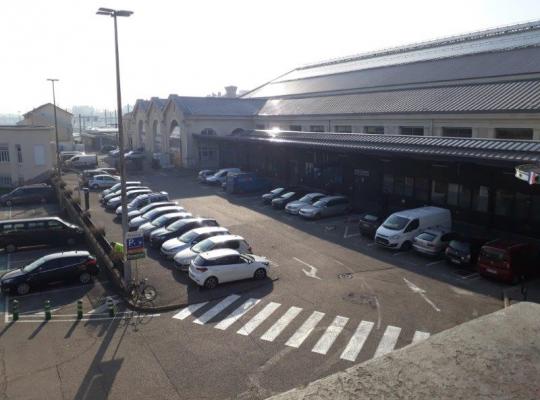 Parking gare de Lyon Perrache parvis SNCF - EFFIA