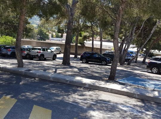 Parking EFFIA Cassis