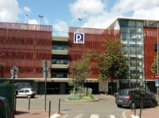 Parking gare de Boissy-Saint-Leger P+R - EFFIA