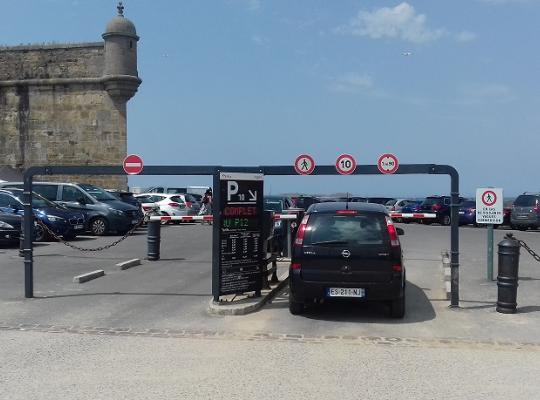 parking EFFIA Saint-Malo