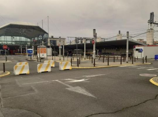 Parking "gare de Massy TGV dépose minute" EFFIA