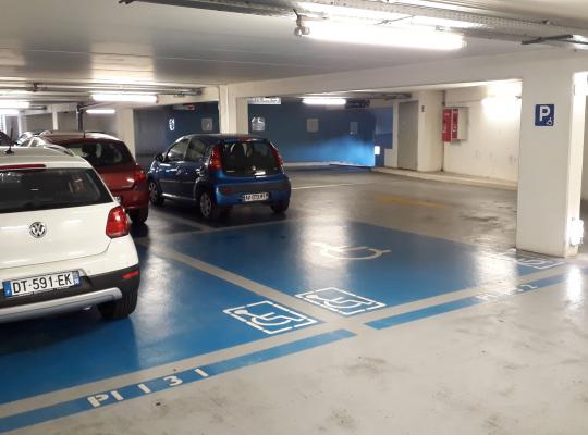 Parking "gare de Vénissieux P+R" - EFFIA
