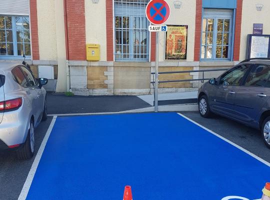 Parking gare de l'Arbresle horodateur - EFFIA