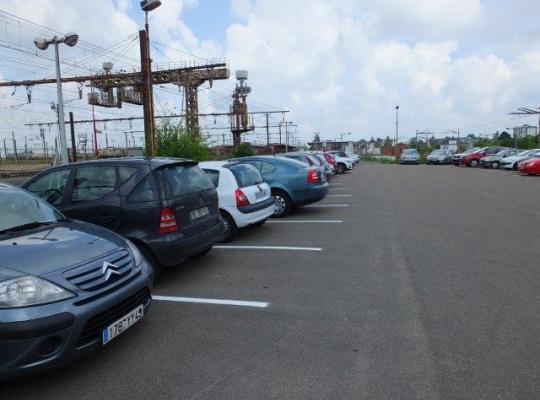 EFFIA Parking gare de Fleury les Aubrais