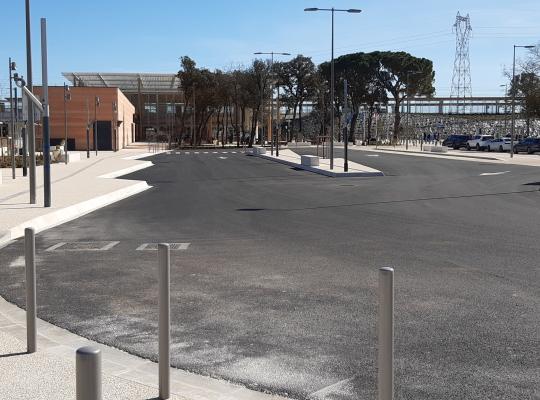 Pont du Gard gare routière - EFFIA