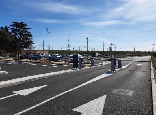 Parking Nîmes Pont du Gard courte durée P1 - EFFIA