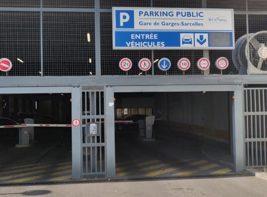 Parking gare de Garges Sarcelles P+R - EFFIA