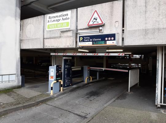 effia gare de vienne entrée 3