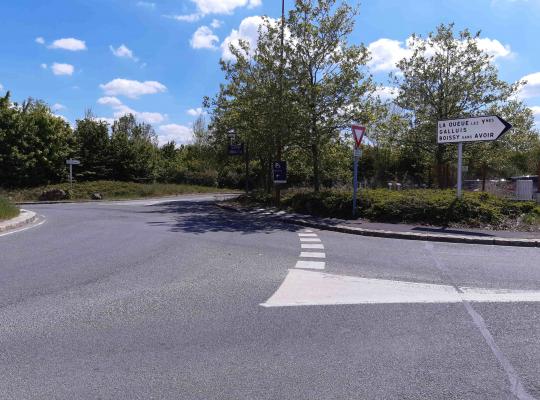 EFFIA places de parking Montfort-l'Amaury-Méré