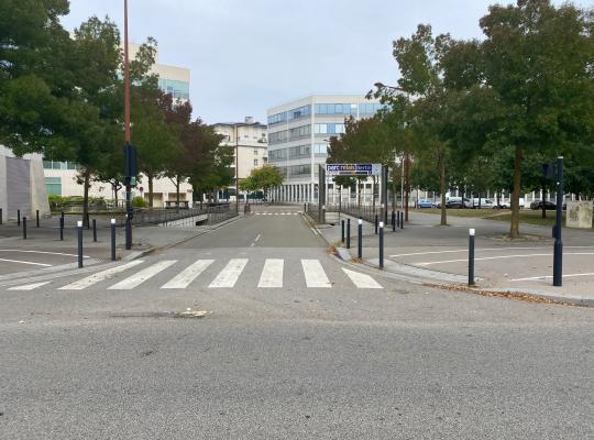 EFFIA places de parking Saint-Quentin-En-Yvelines Jean-Bertin