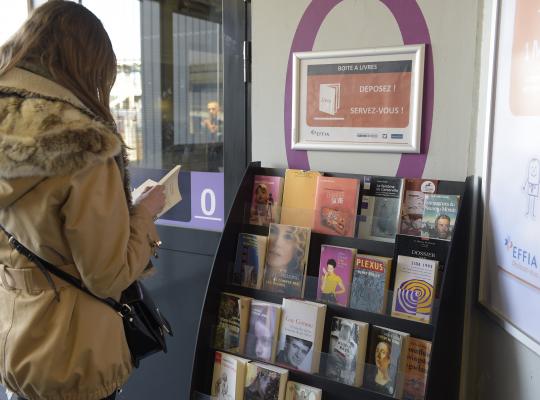 kiosque parking gare massy - EFFIA