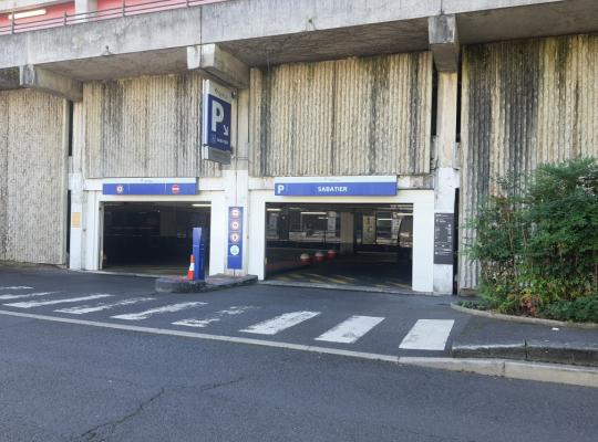 Entrée parking SABATIER