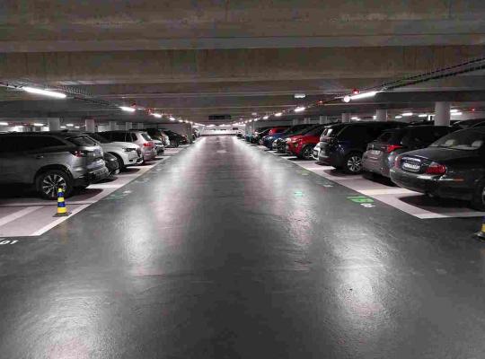 Parking Chnatiers