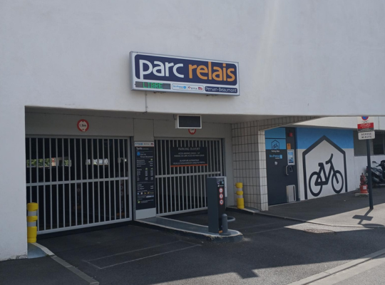 Parking gare de Persan-Beaumont P+R - EFFIA 1