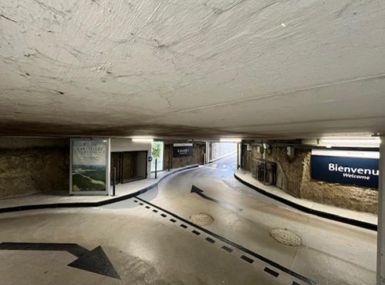 Parking Versailles Cathédrale 3