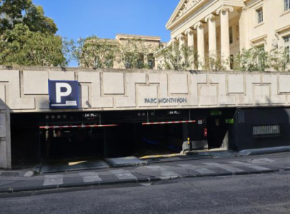 Parking monthyon